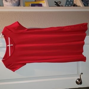 Red swing dress with short sleeves and pockets!